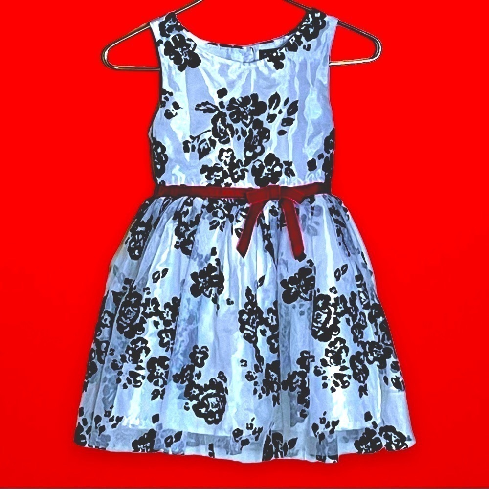 Girl’s Lilt White Tulle and Black Floral Pattern Special Occasion Dress Size 4